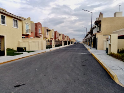 Casas en venta y renta en fraccionamiento en Hidalgo.