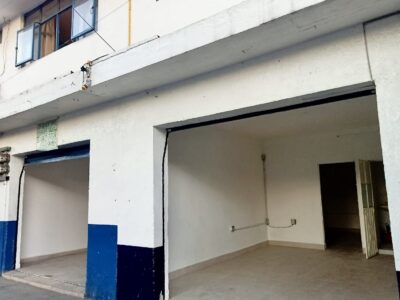 Se vende amplia casa en la Agricola Oriental CDMX