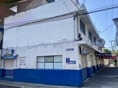 Se vende amplia casa en la Agricola Oriental CDMX